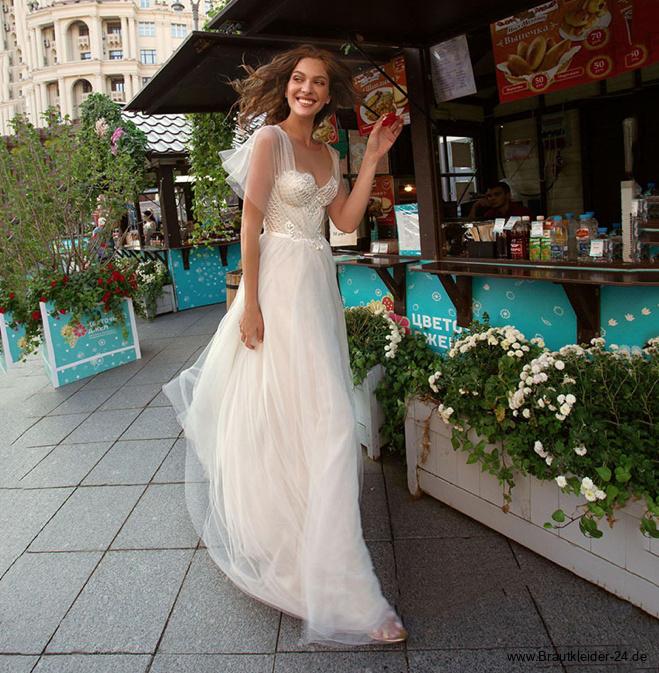 Boho Style Kurzarm Brautkleid Jolie mit Tüll und Spitze