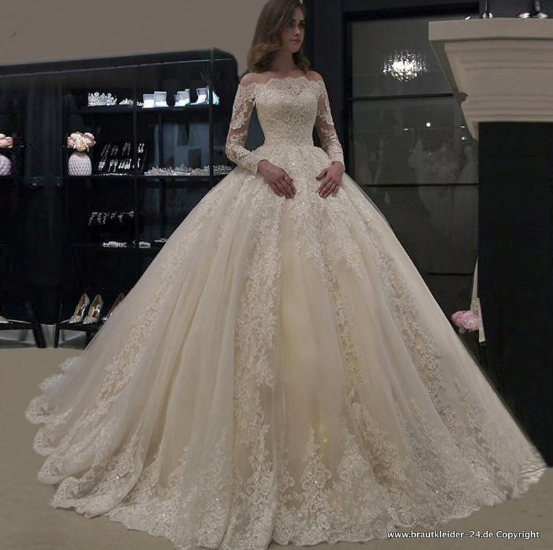 Ball Linie Luxus Brautkleid Alina mit Ärmel und Applikationen