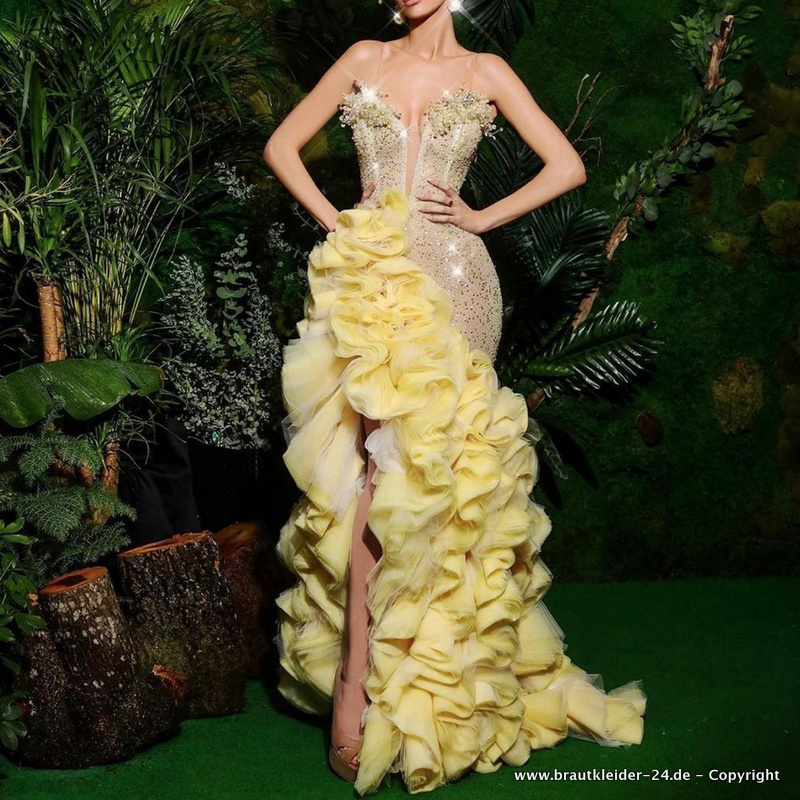 Cut Out Luxus Brautkleid mit Rüschen und Pailletten in Gold