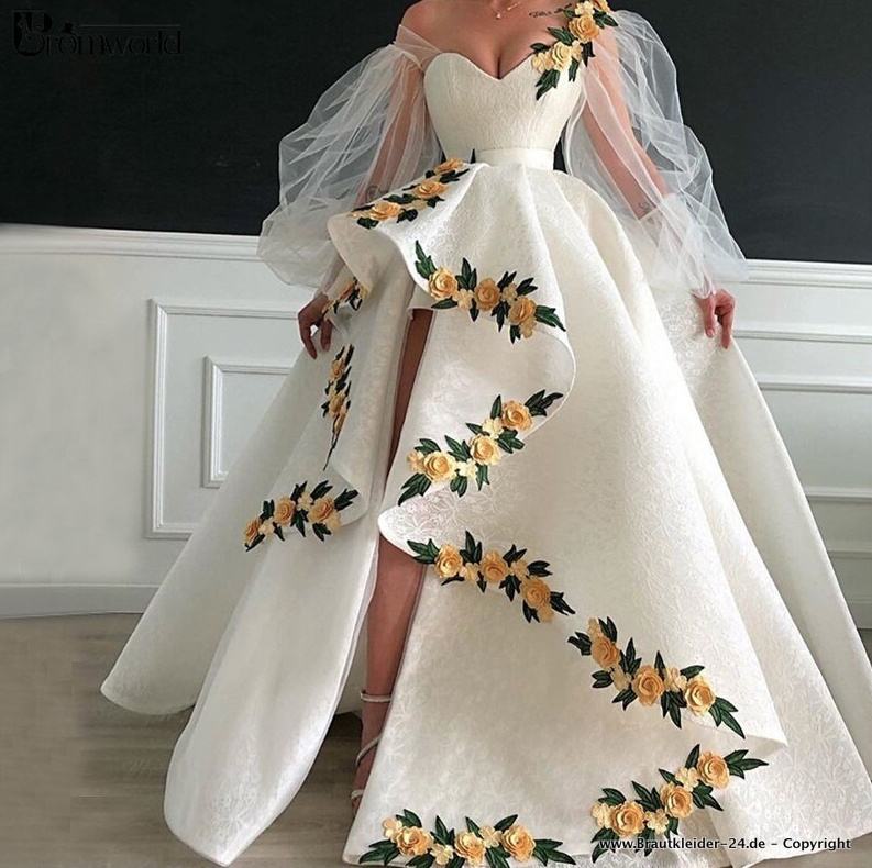 Weisses Langarm Cut Out Kleid für die Braut in Weiss mit Blumen Stickereien