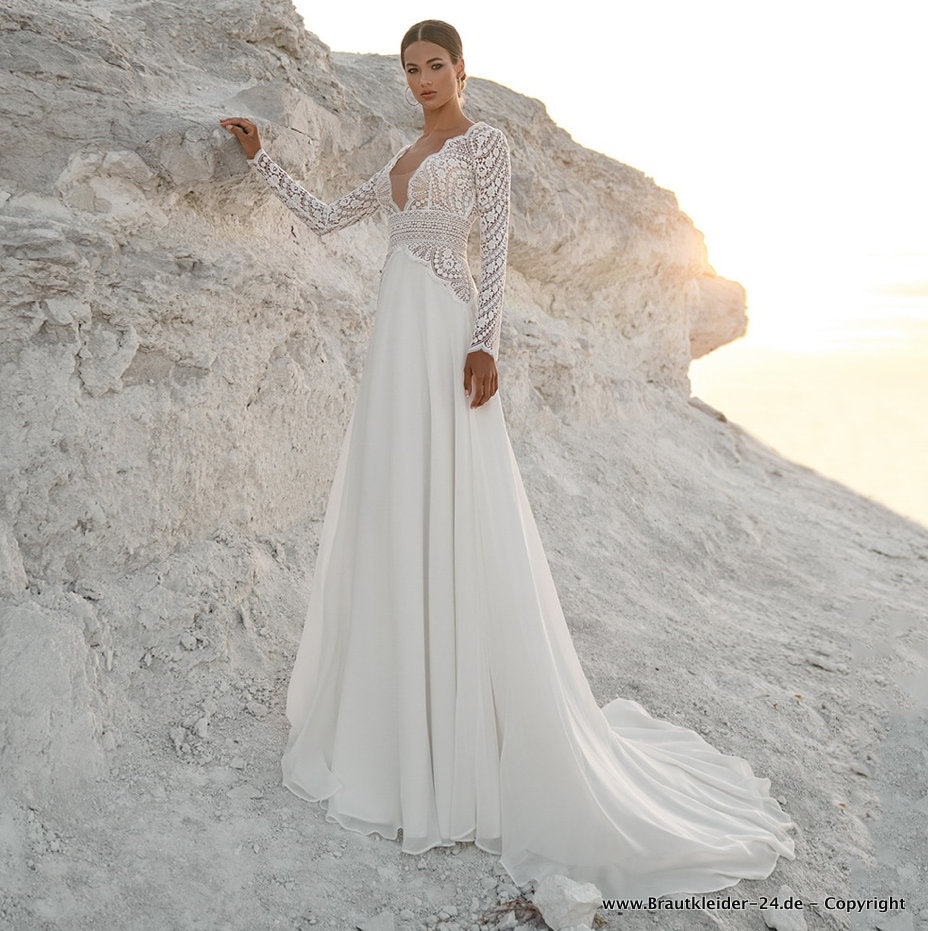 Langarm Boho Style Empire Brautkleid mit Spitze und Schleppe