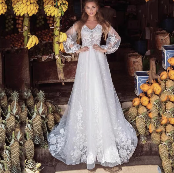 Langarm Boho Brautkleid Dido aus Blumenspitze Lang