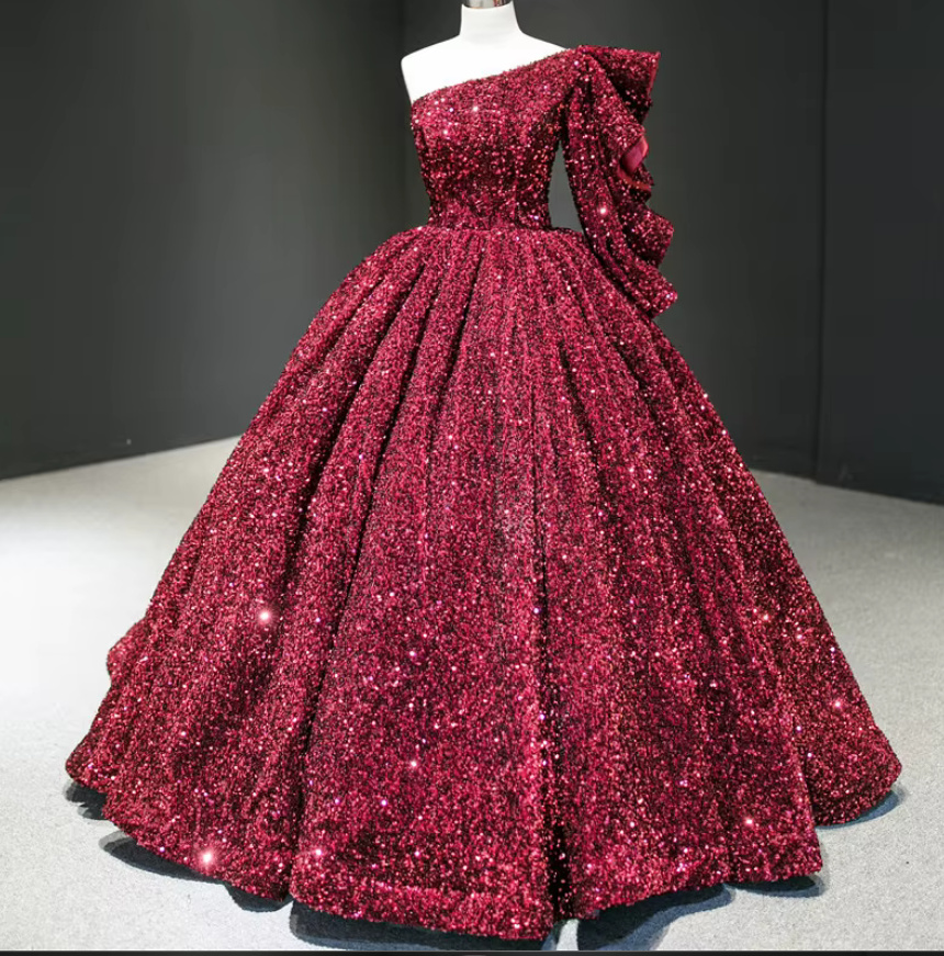 One Shoulder Glitzer Brautkleid Gilliane in Dunkelrot