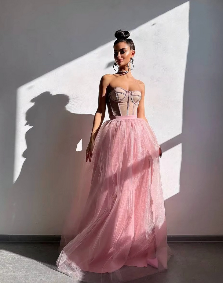 Schulterfreies Brautkleid Geena mit Lingerie Oberteil und Tüll Rosa