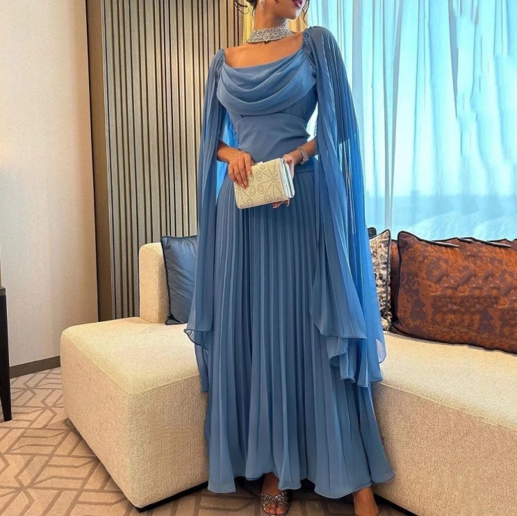 A Linie Chiffon Plissee Brautmutterkleid 2025 Festlich in Blau Schulterfrei