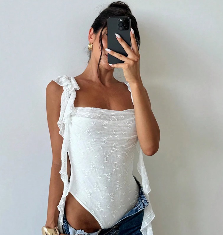 Sexy Body Overall Hidekel für den Standesamt mit Rüschen