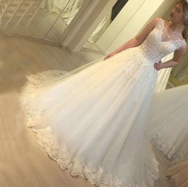  A Linie Brautkleid Hanami Klassisch Ärmellos mit Spitze