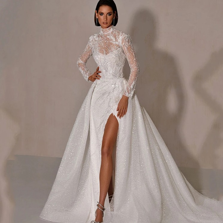  A Linie Glitzer Brautkleid Hanka mit Spitze Sexy Schlitz und Schleppe