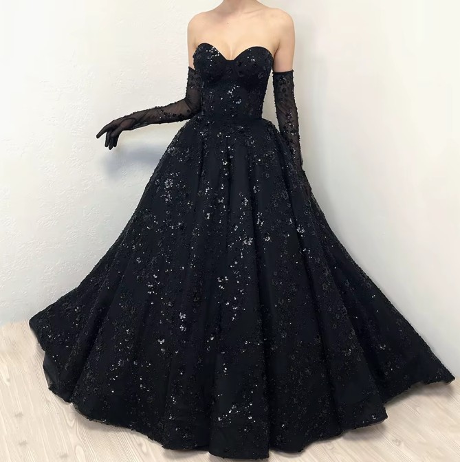 Glitzer Githic Stil Brautkleid Schulterfrei Indira Schwarz