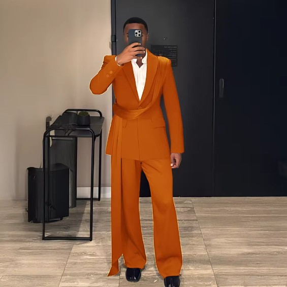 Smoking Hochzeitsanzug für den Bräutigam Brian Orange