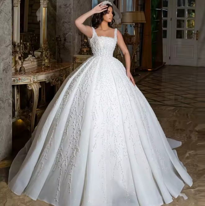 Ball Linie Glitzer Prinzessinnen Brautkleid Elanie Ärmellos mit Schleppe