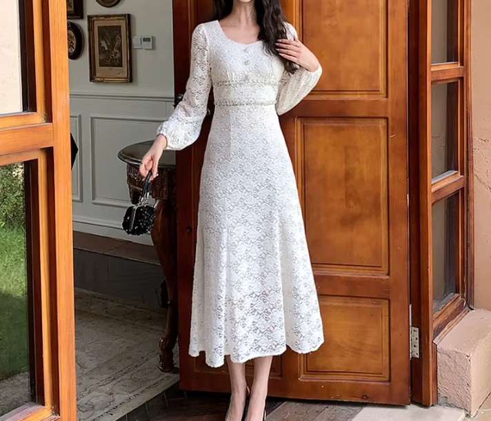 Langarm Empire Standesamtkleid Isis aus Spitze