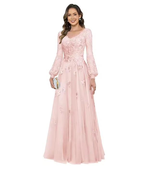 Brautmutter Kleid in Zartrosa - V-Ausschnitt & Spitze