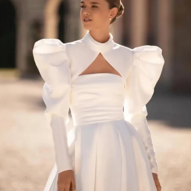 High Neck Hochzeitsjacke aus Satin - Braut-Bolero mit Puffärmeln