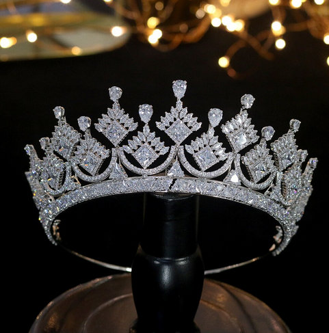 Luxus Prinzessin Braut Tiara krone Friderike in Silber